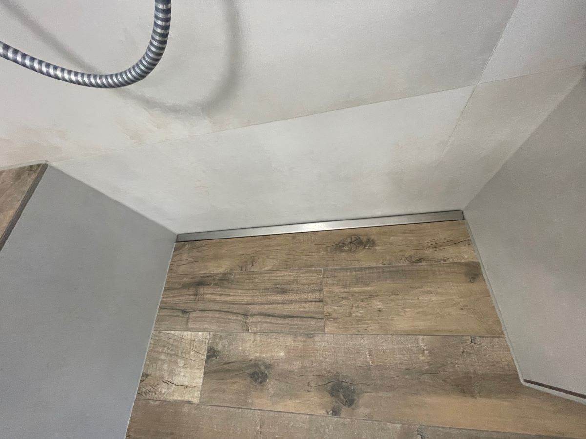 Duschrinne 120 cm lang für Nischeneinbau